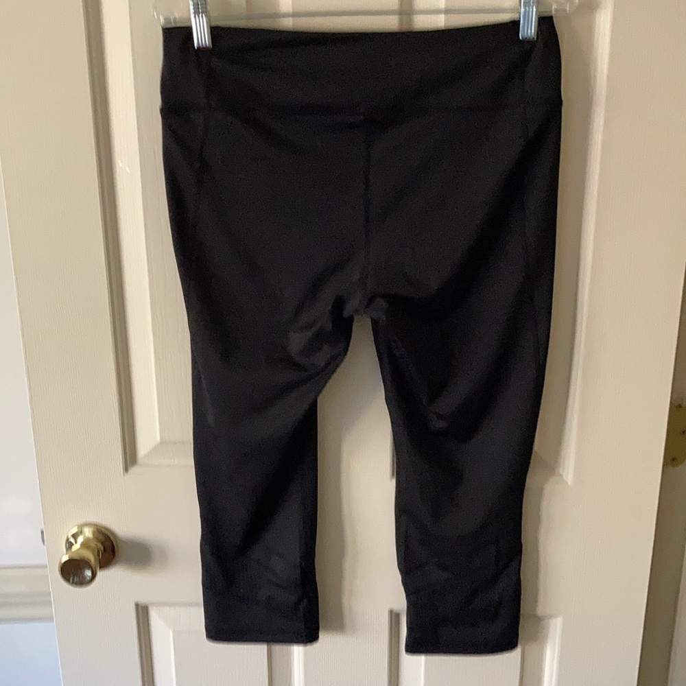 Capri black Reebok workout pants large - Picture 4 of 7
